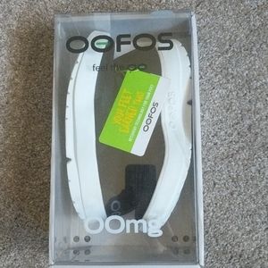 Oofos shoes